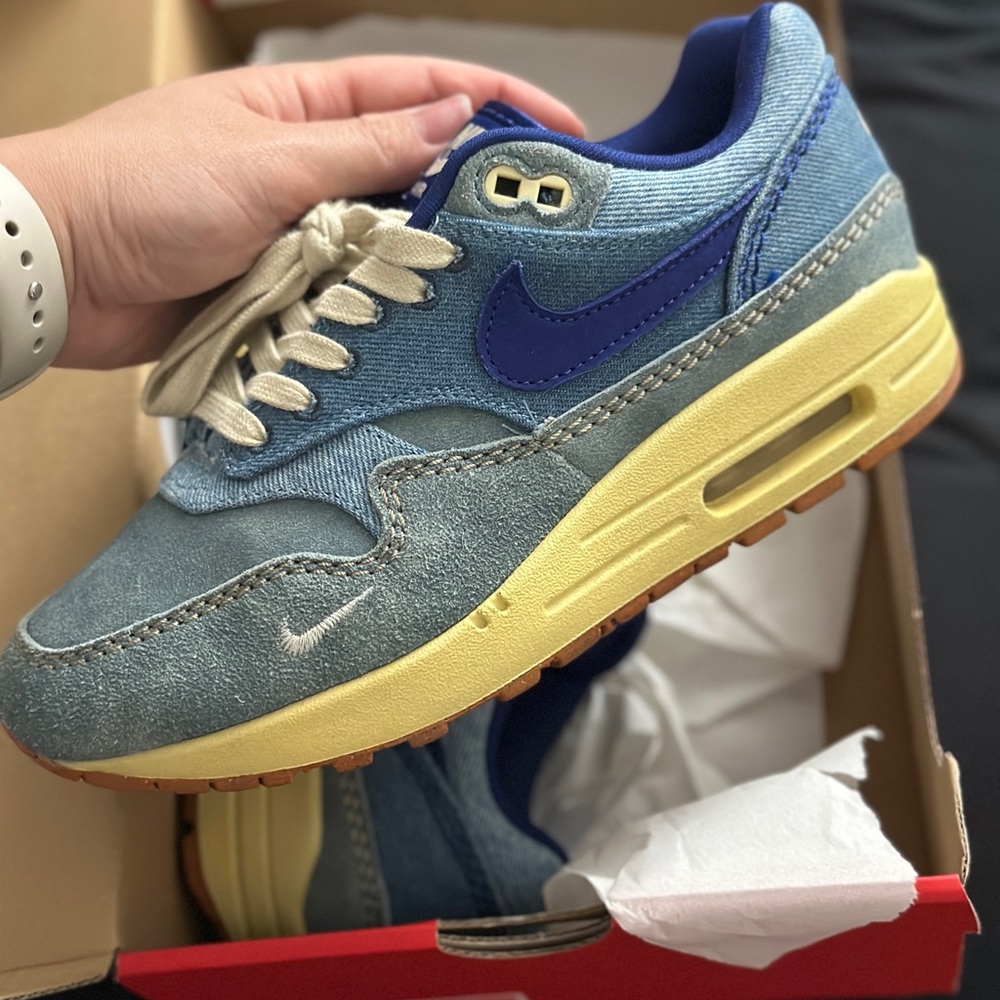 Nike Kids Denim Blue and Soft Yellow Sneakers